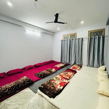 Annapurna Homestays Benares Buitenkant foto