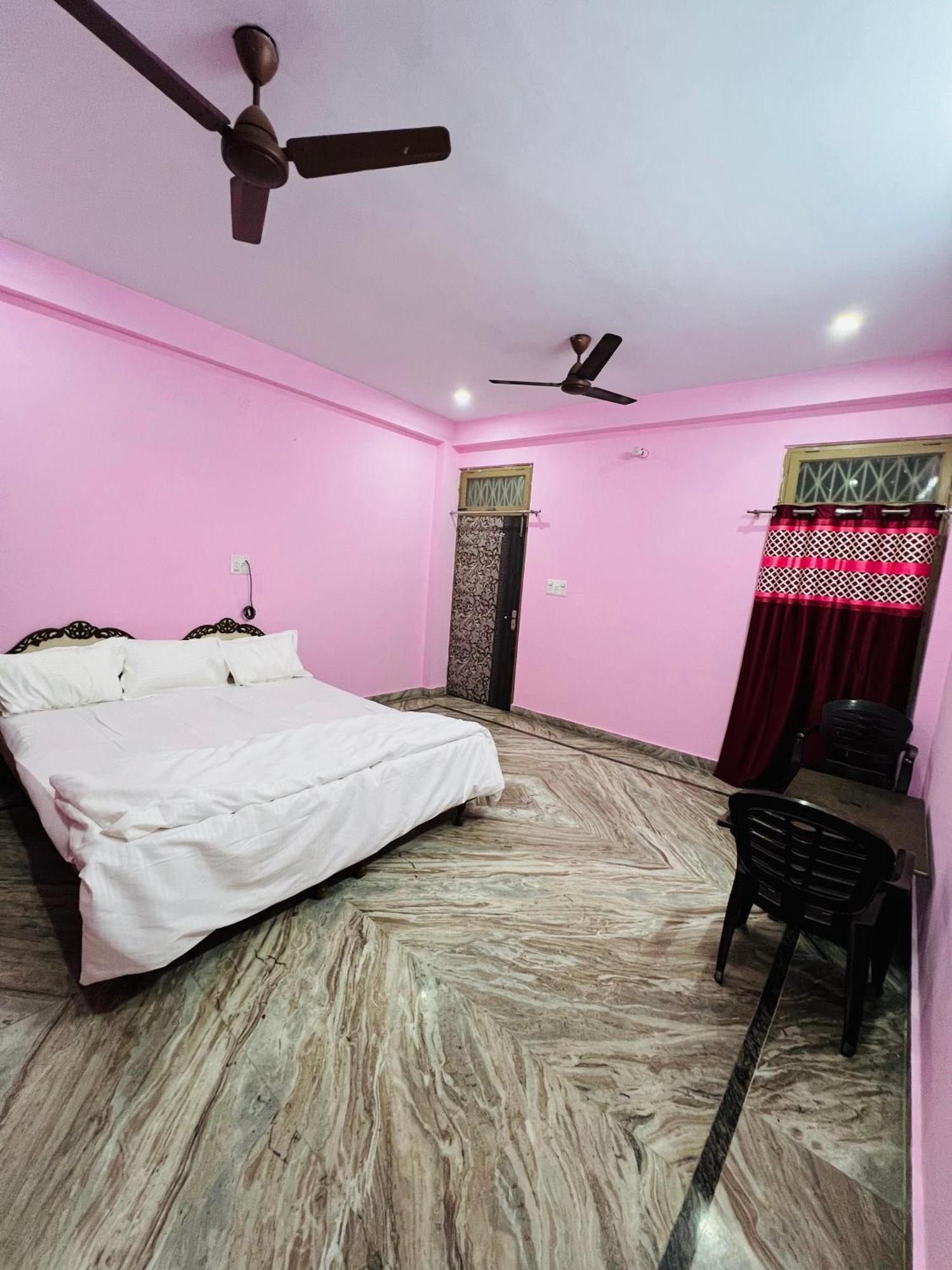 Annapurna Homestays Benares Buitenkant foto