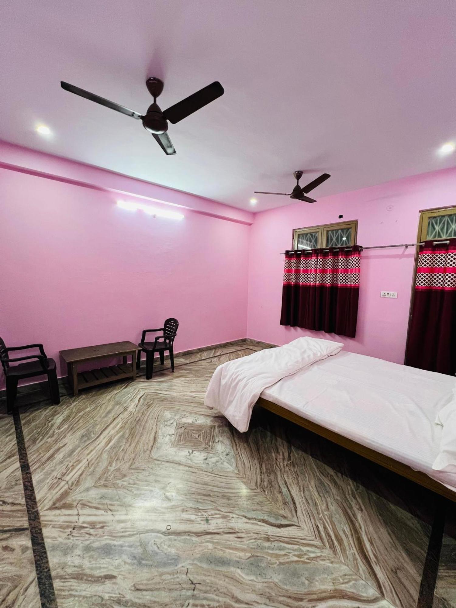 Annapurna Homestays Benares Buitenkant foto