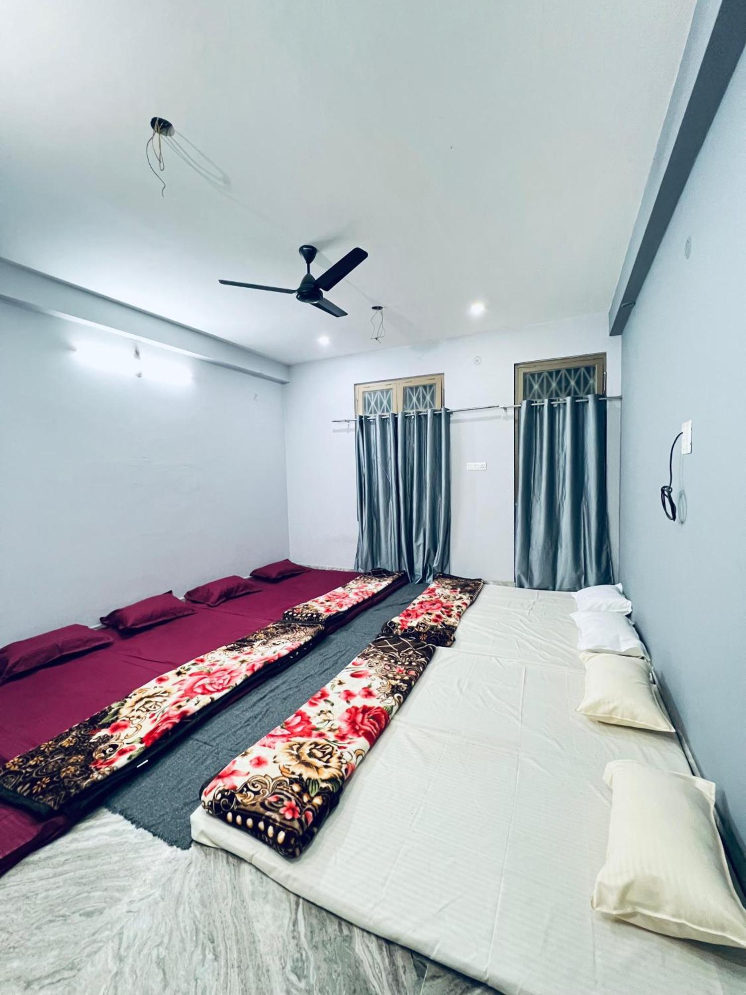 Annapurna Homestays Benares Buitenkant foto